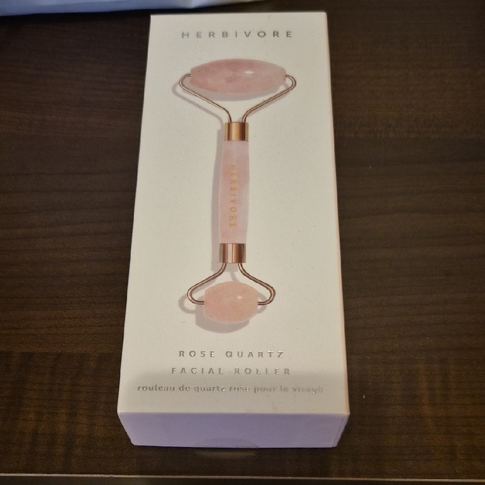 Herbivore Rose Quartz Facial Roller